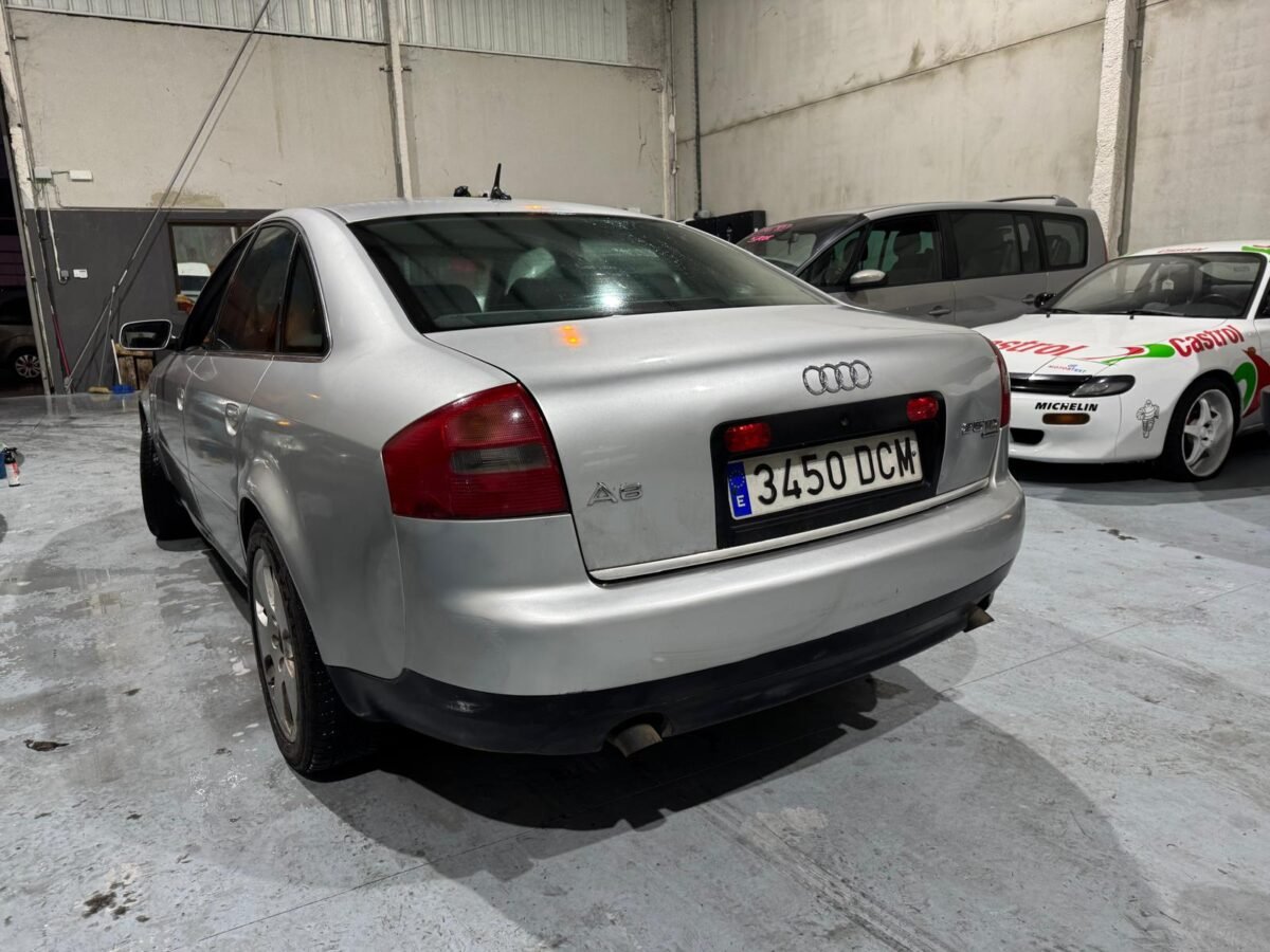AUDI A6 2.5 quattro