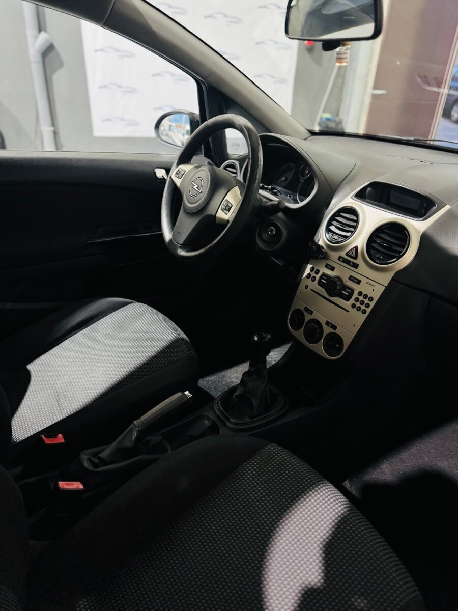 OPEL Corsa 1.2