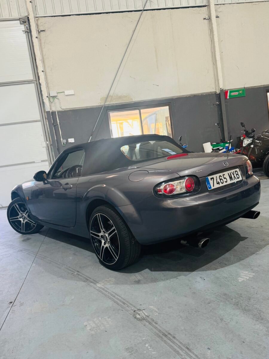 MAZDA MX-5 2.0