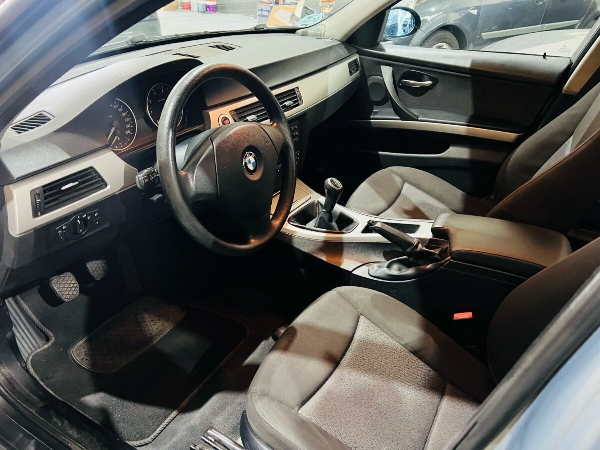 BMW 318 I