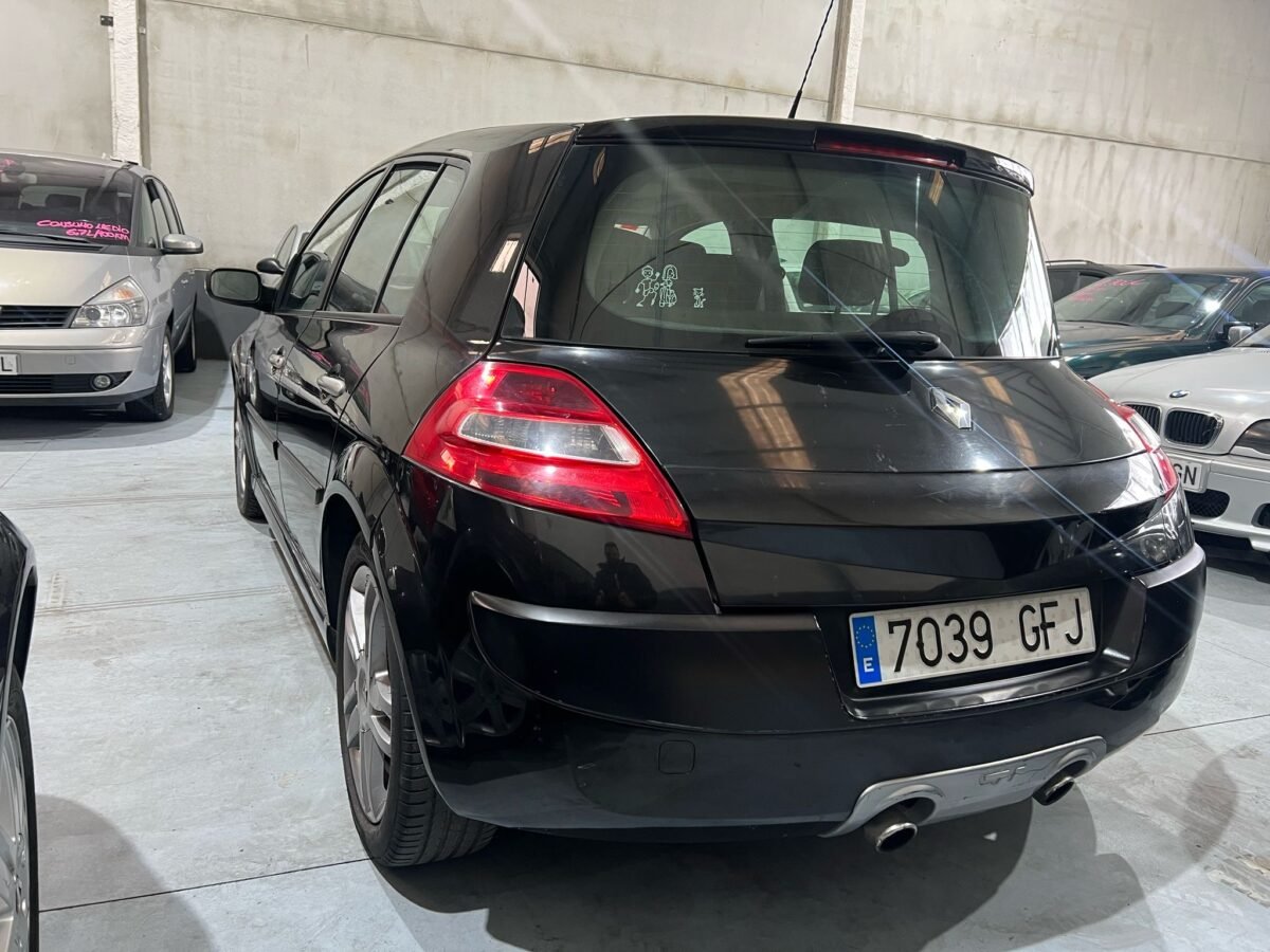 RENAULT Megane 2.0