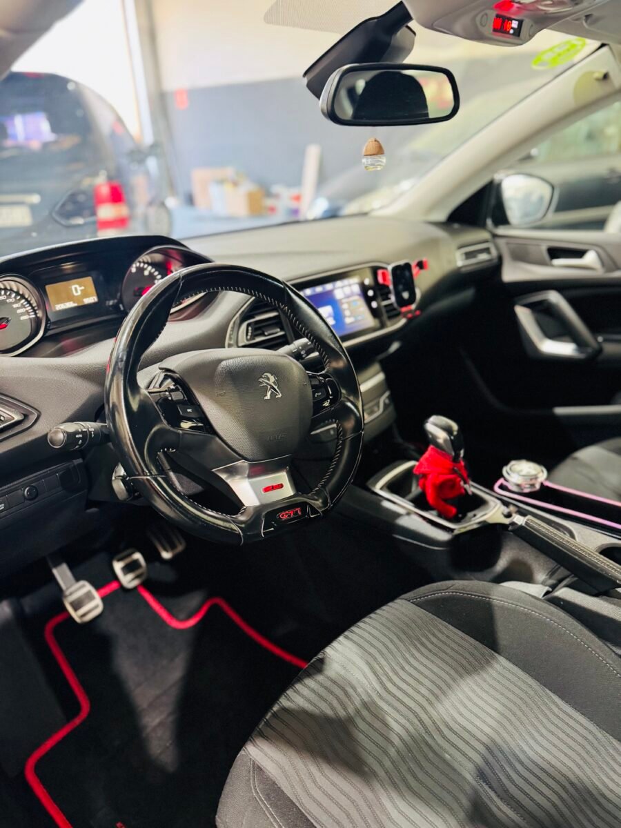 PEUGEOT 308 1.6 