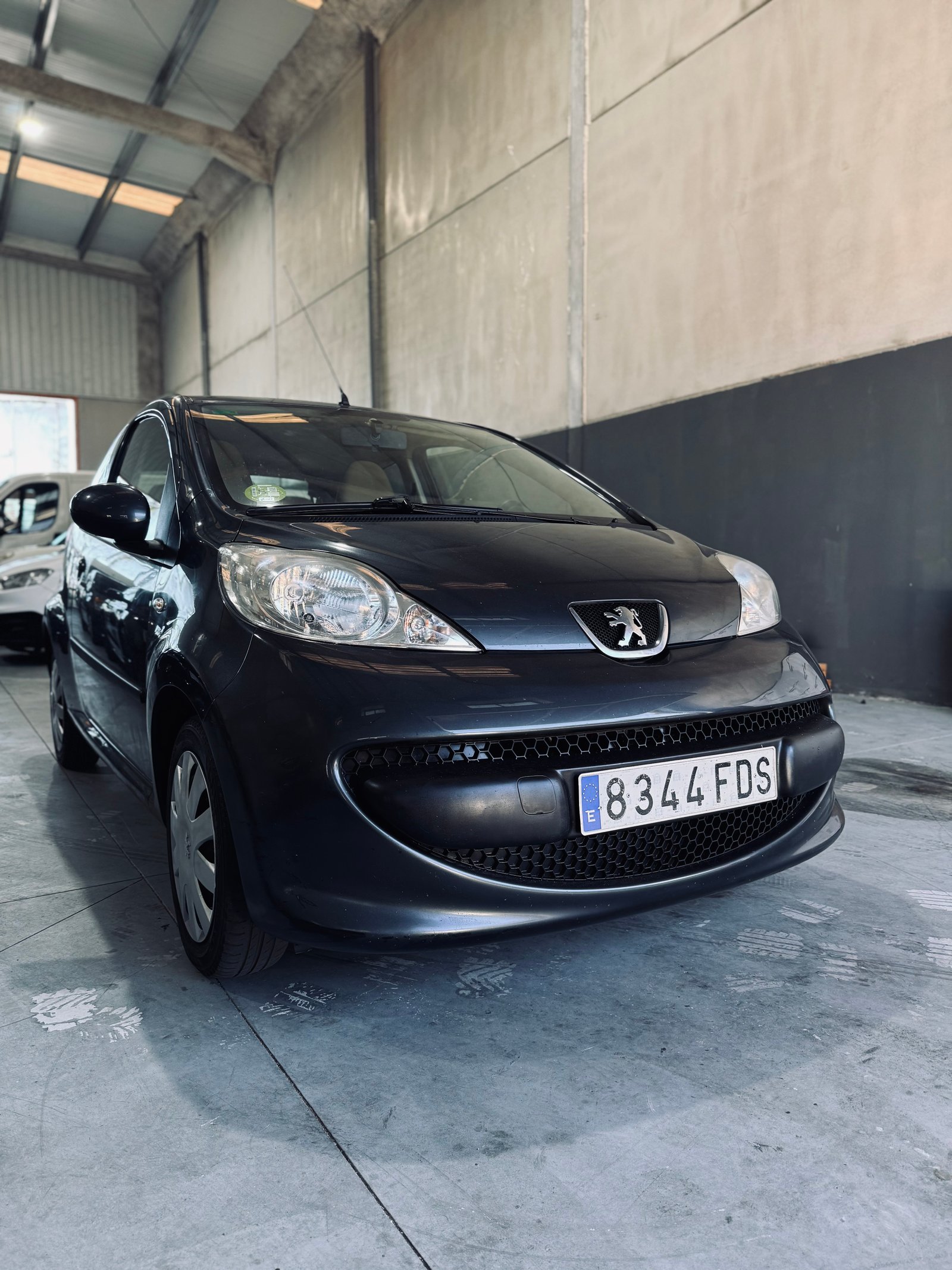 PEUGEOT 107 1.4 HDi