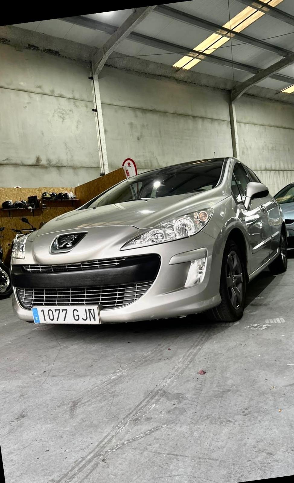 PEUGEOT 308 1.6 HDI diésel 