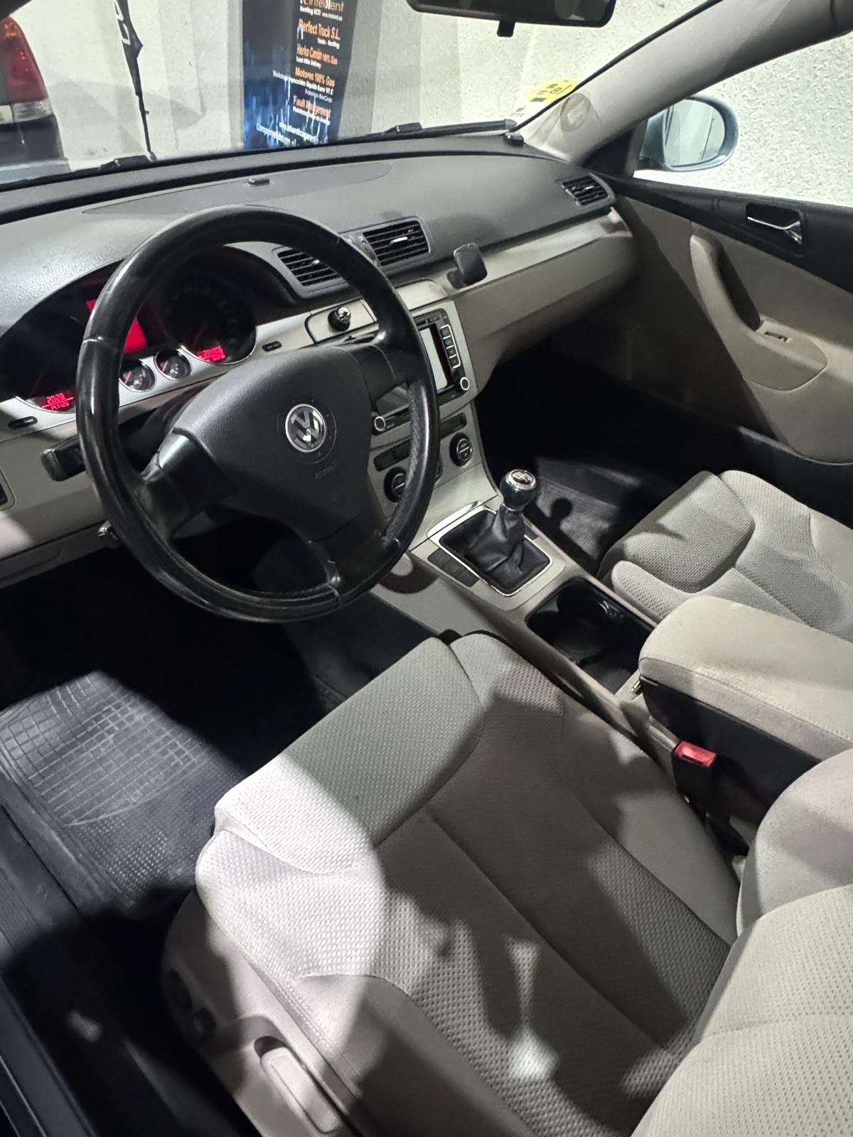 VOLKSWAGEN Passat 2.0 tdi 