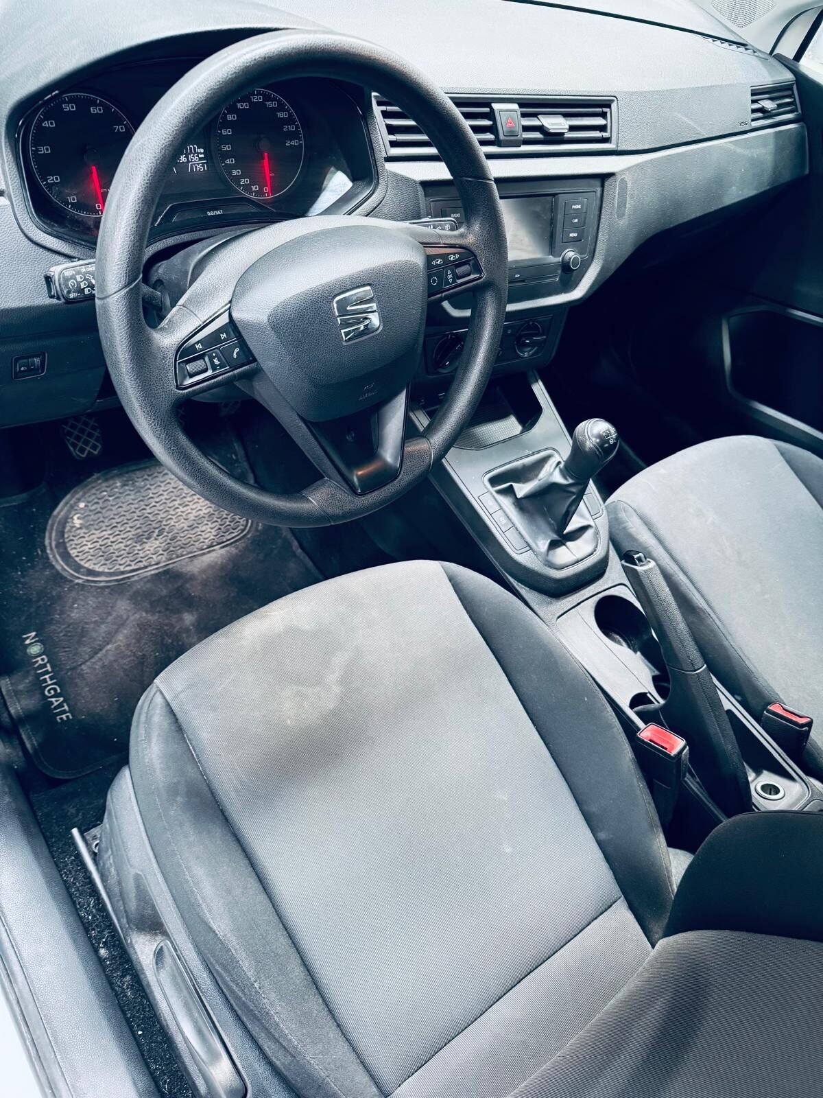 SEAT IBIZA 1.0
