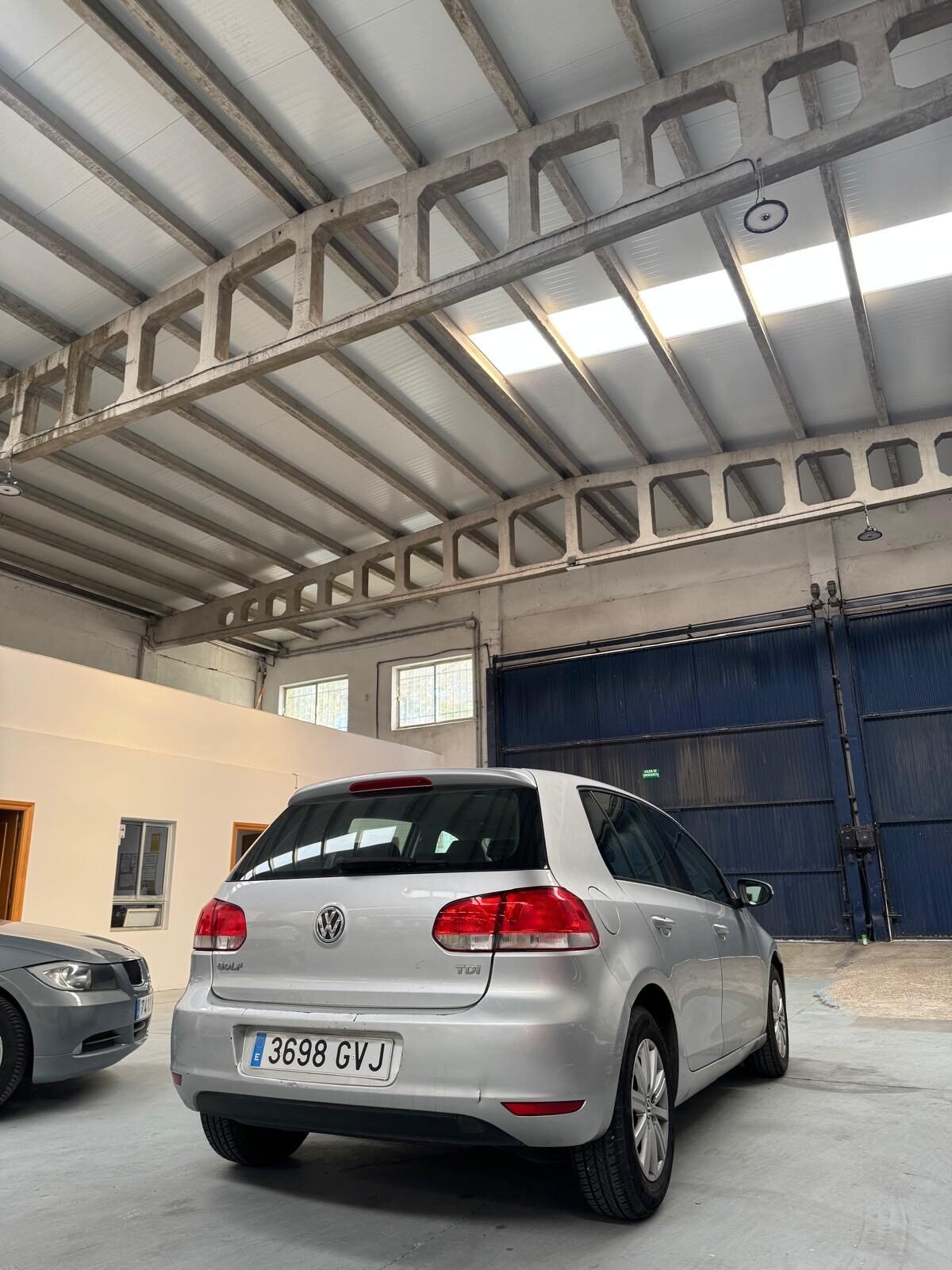 VOLKSWAGEN Golf 1.6