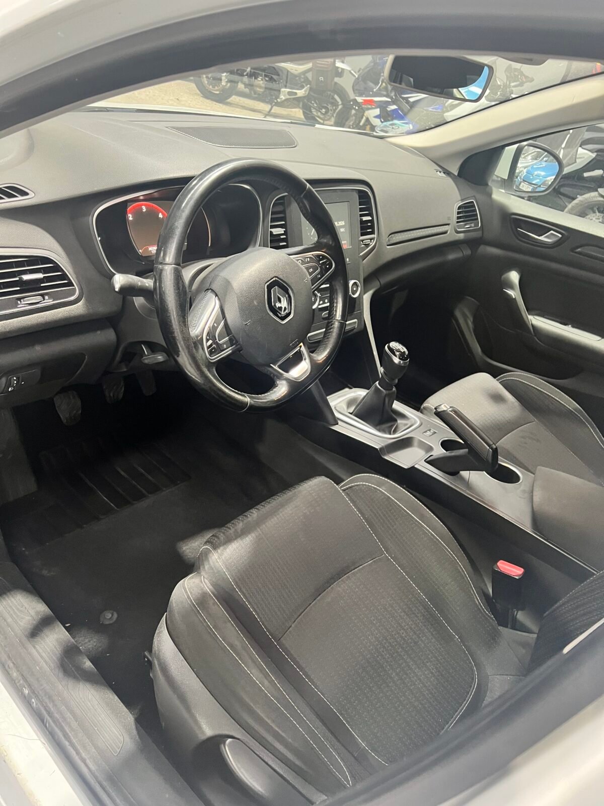RENAULT Megane 1.5