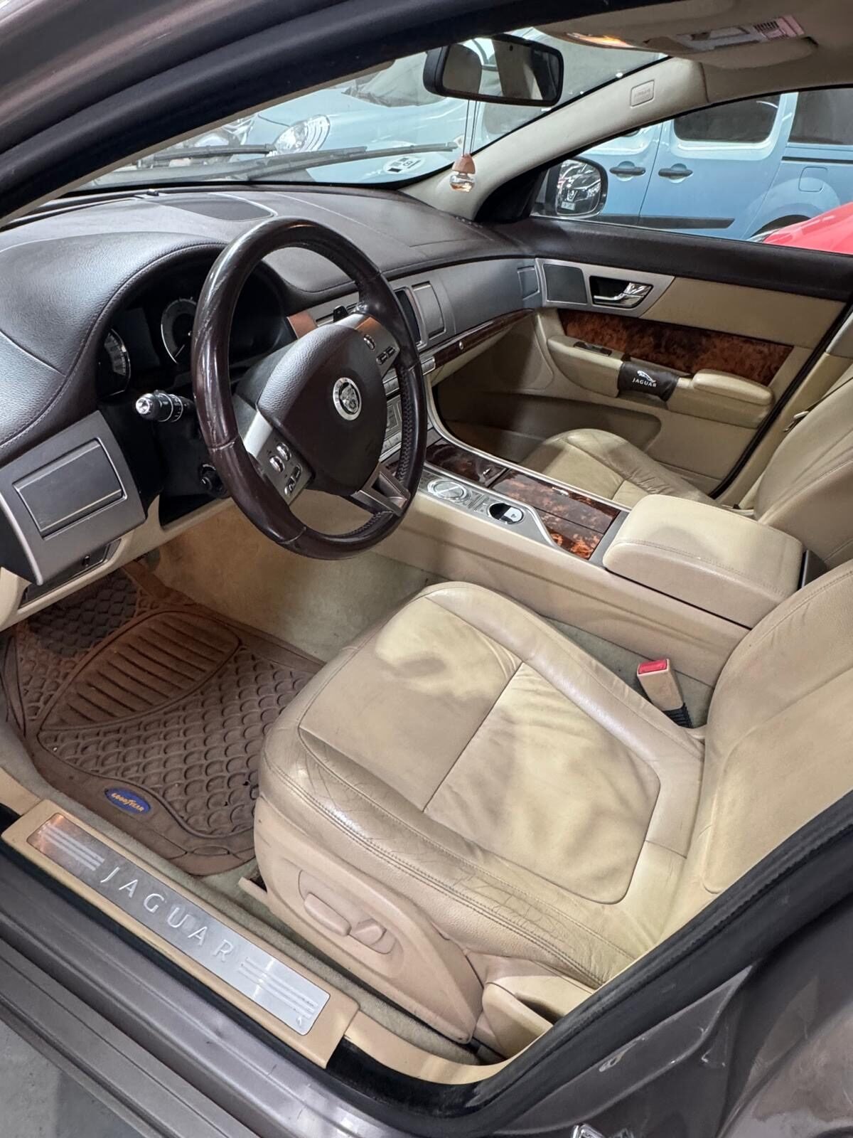 JAGUAR Xf 3.0